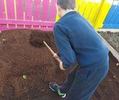 Firas spreading compost